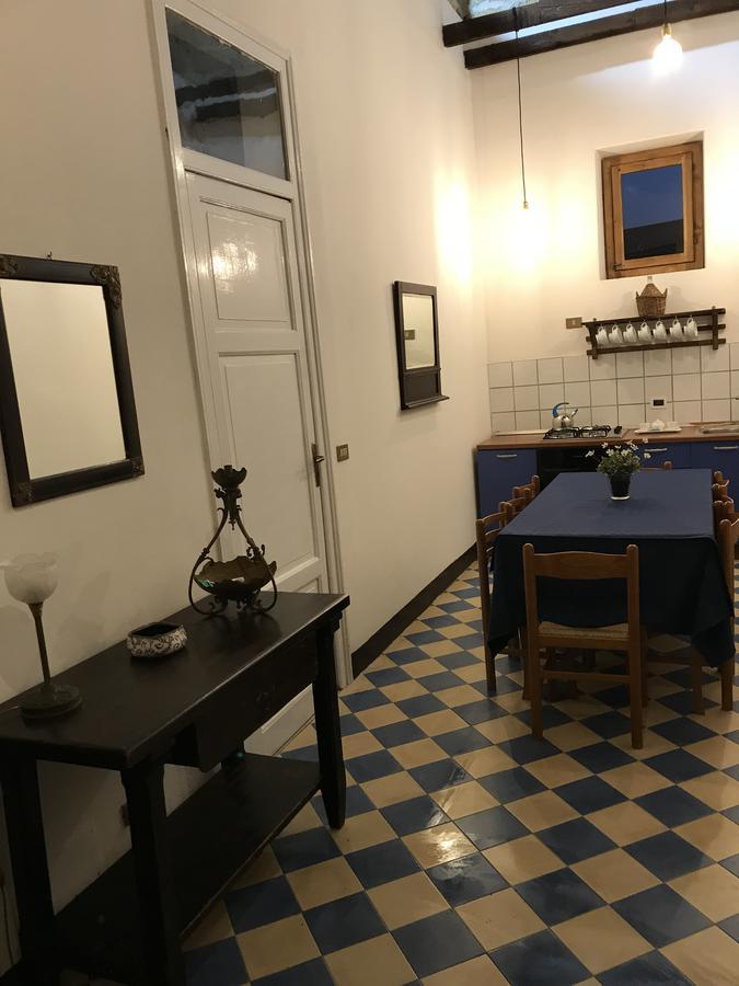 Aragona Rooms Palermo Esterno foto