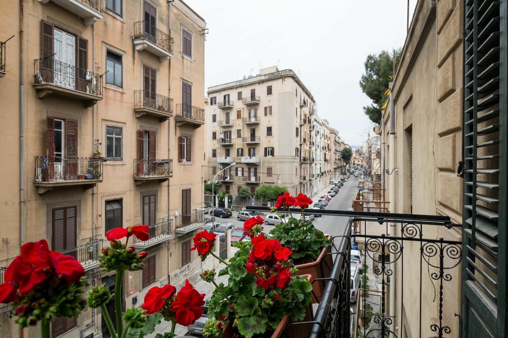 Aragona Rooms Palermo Esterno foto